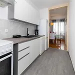 Ryanair's Urban Flat In Zadar-kolovare