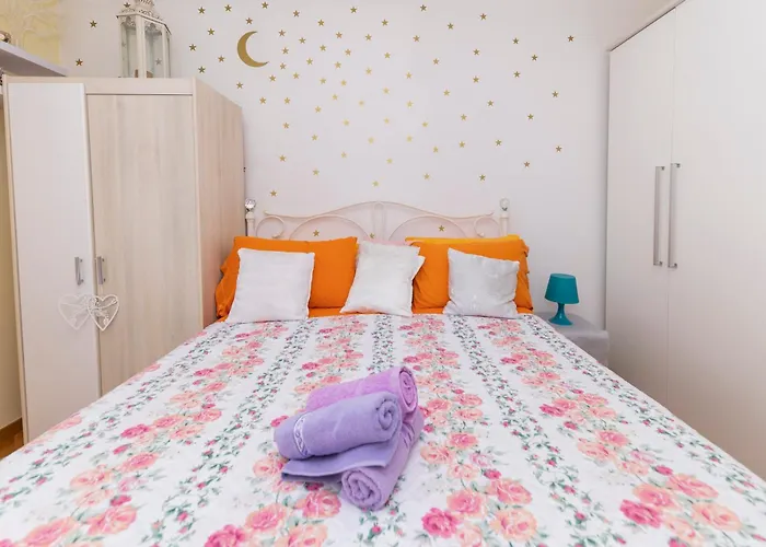 Ryanair's Urban Flat In Zadar-kolovare Zadar