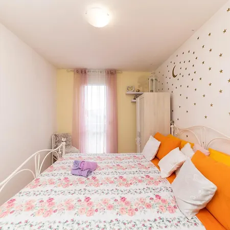 Apartament Ryanair's Urban Flat In Zadar-kolovare *